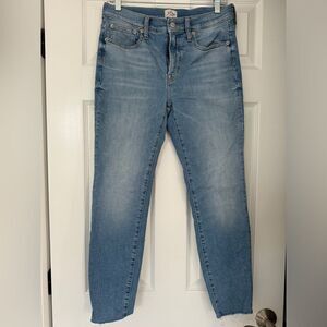 Women's J Crew 9" Toothpick Distressed Hem Jean Size 28